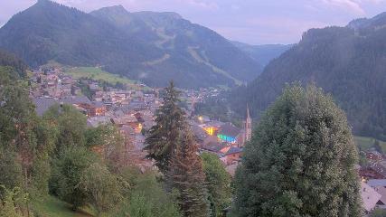 Avoriaz: Village (avorinet.com)