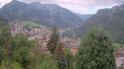 Avoriaz: Village (avorinet.com)