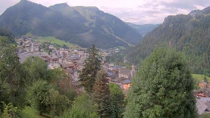 Avoriaz: Village (avorinet.com)