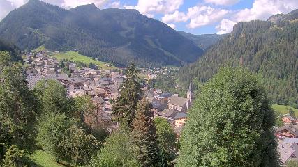 Avoriaz: Village (avorinet.com)