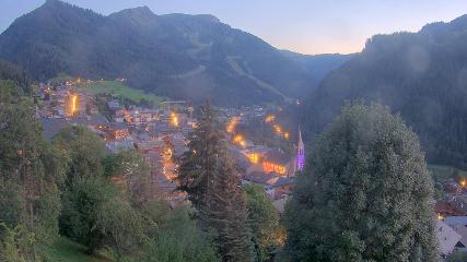 Avoriaz: Village (avorinet.com)