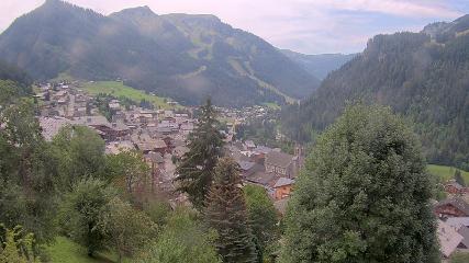Avoriaz: Village (avorinet.com)