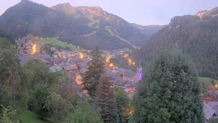 Avoriaz: Village (avorinet.com)