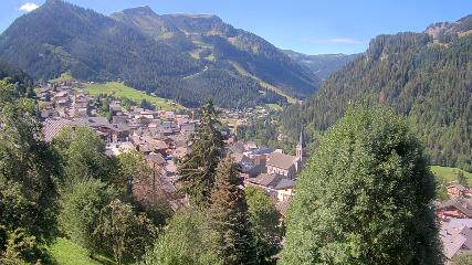 Avoriaz: Village (avorinet.com)