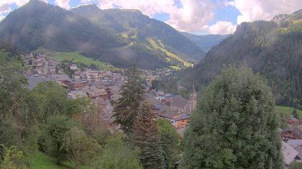 Avoriaz: Village (avorinet.com)