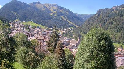 Avoriaz: Village (avorinet.com)