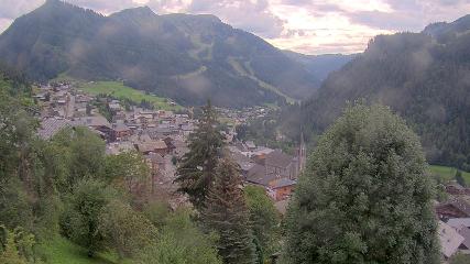 Avoriaz: Village (avorinet.com)