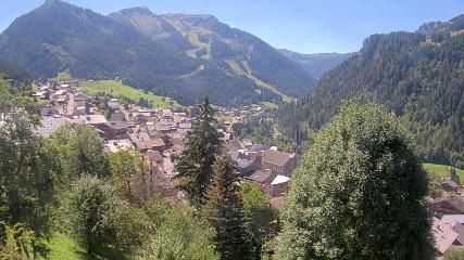 Avoriaz: Village (avorinet.com)