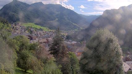 Avoriaz: Village (avorinet.com)