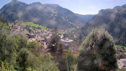 Avoriaz: Village (avorinet.com)