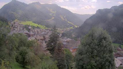 Avoriaz: Village (avorinet.com)