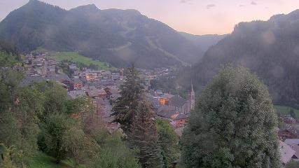 Avoriaz: Village (avorinet.com)