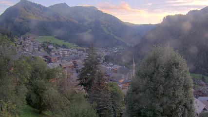 Avoriaz: Village (avorinet.com)