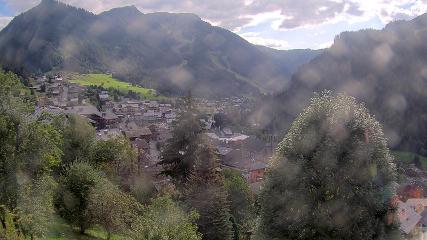 Avoriaz: Village (avorinet.com)