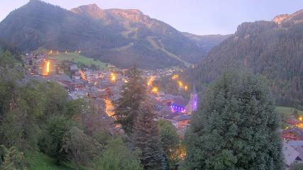 Avoriaz: Village (avorinet.com)