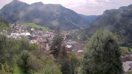 Avoriaz: Village (avorinet.com)