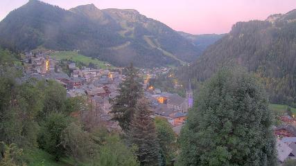 Avoriaz: Village (avorinet.com)