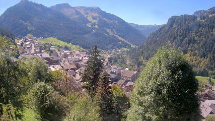 Avoriaz: Village (avorinet.com)