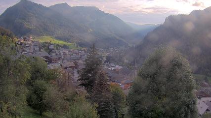 Avoriaz: Village (avorinet.com)