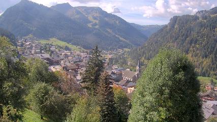 Avoriaz: Village (avorinet.com)