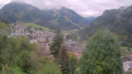 Avoriaz: Village (avorinet.com)