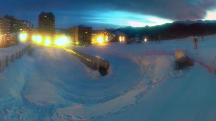 Ax 3 Domaines: 1400m (ax-ski.com)