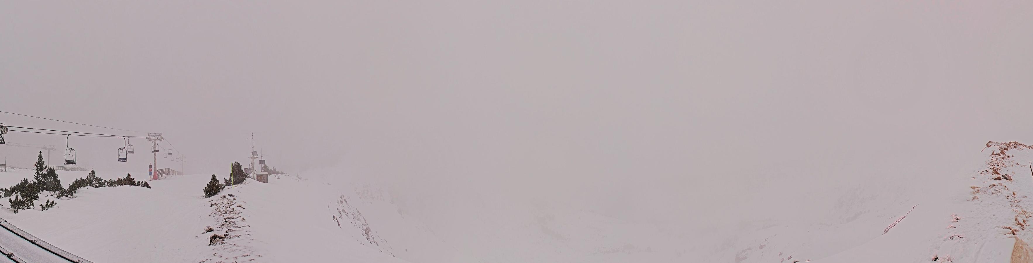 Webcam Ax 3 Domaines: Panoramique 2300m