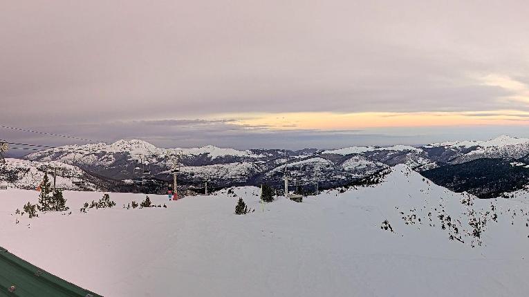 Webcam Ax 3 Domaines: Panoramique 2300m