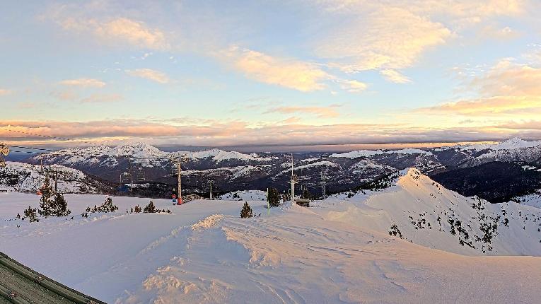 Webcam Ax 3 Domaines: Panoramique 2300m