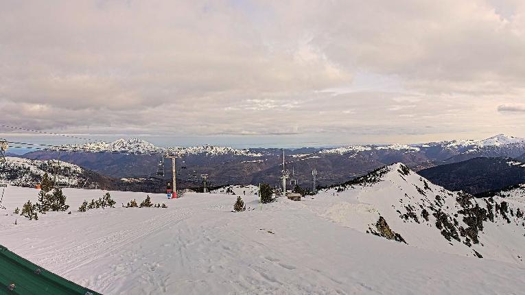 Webcam Ax 3 Domaines: Panoramique 2300m