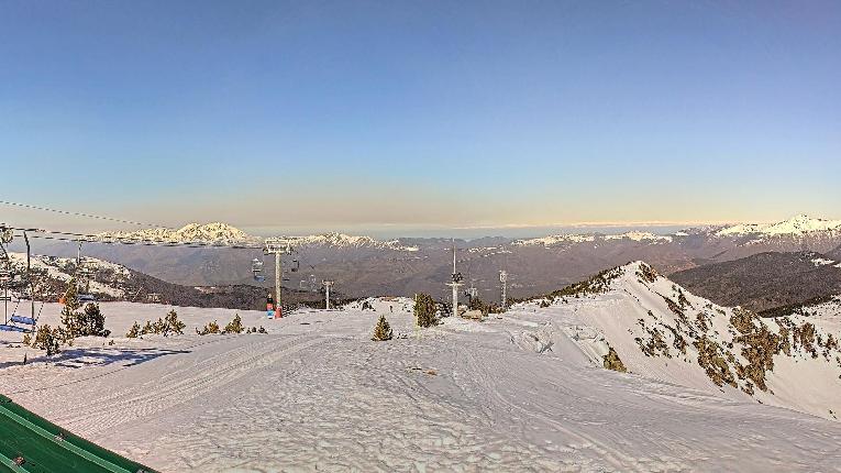 Webcam Ax 3 Domaines: Panoramique 2300m