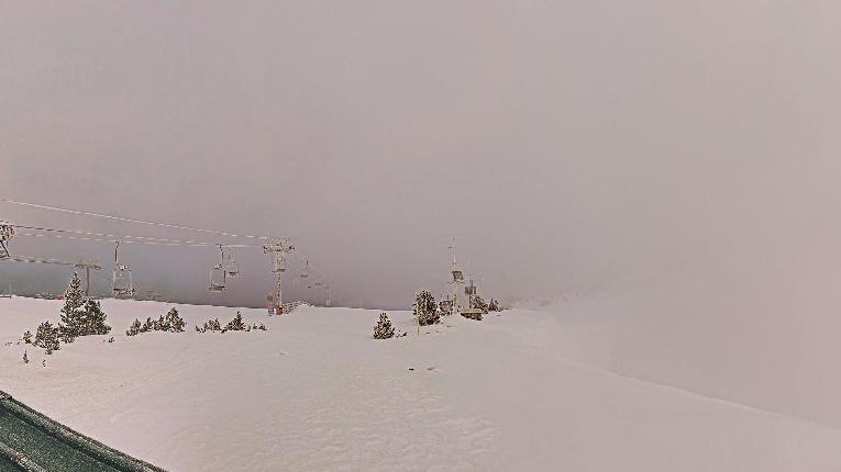 Webcam Ax 3 Domaines: Panoramique 2300m