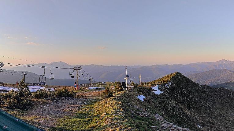 Webcam Ax 3 Domaines: Panoramique 2300m