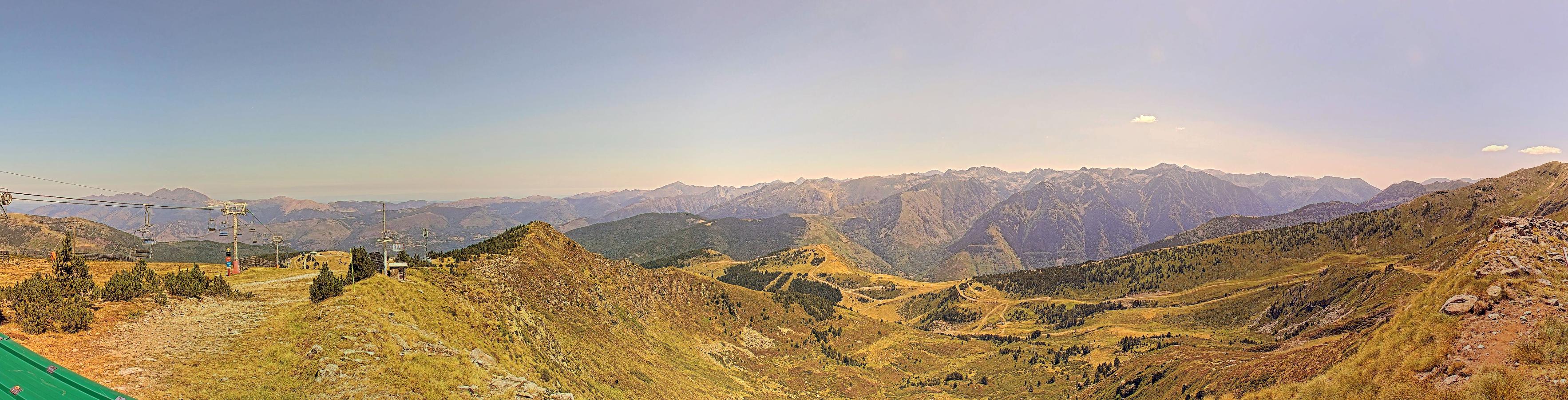 Webcam Ax 3 Domaines: Panoramique 2300m