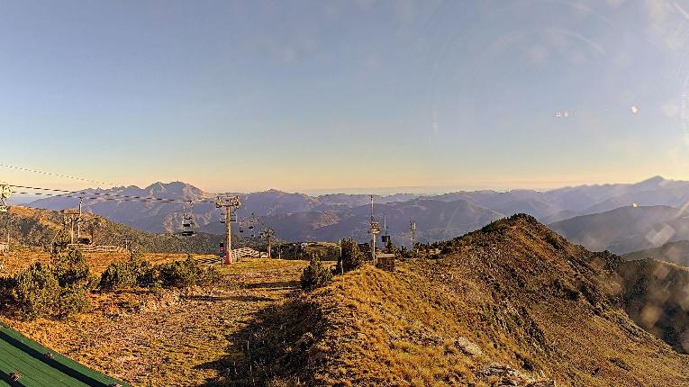 Webcam Ax 3 Domaines: Panoramique 2300m