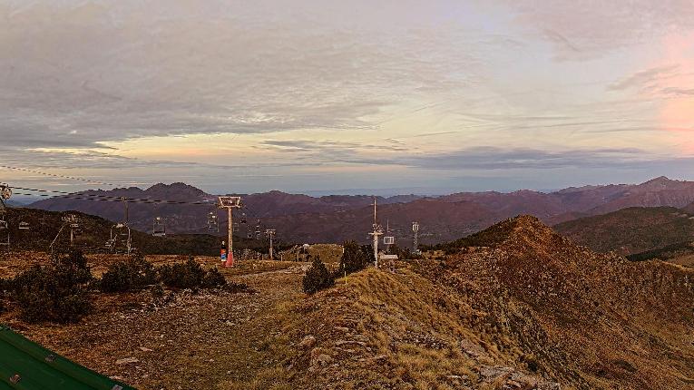 Webcam Ax 3 Domaines: Panoramique 2300m