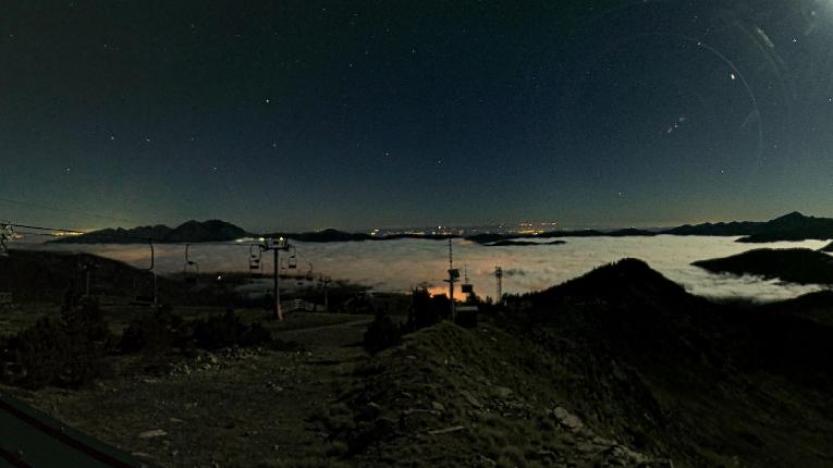 Webcam Ax 3 Domaines: Panoramique 2300m