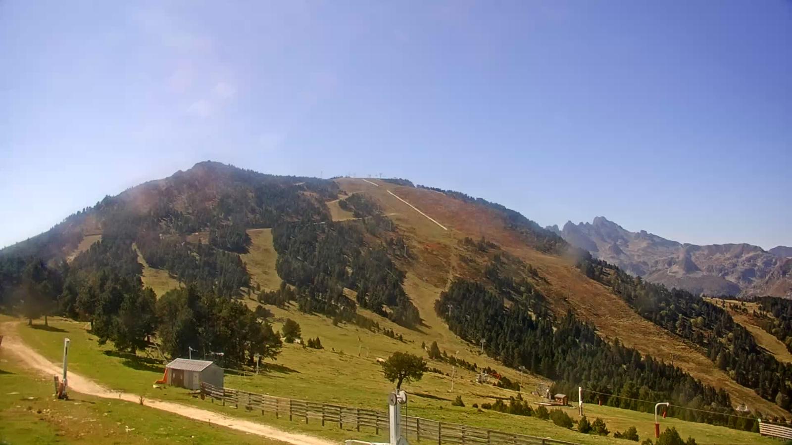 Webcam Ax 3 Domaines: Saquet 2000m