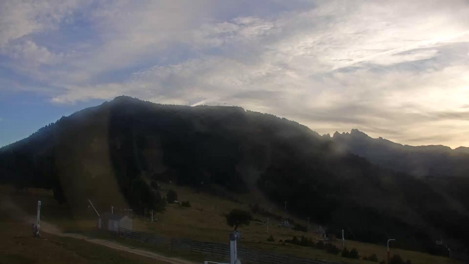 Webcam Ax 3 Domaines: Saquet 2000m