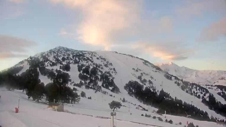 Webcam Ax 3 Domaines: Saquet 2000m