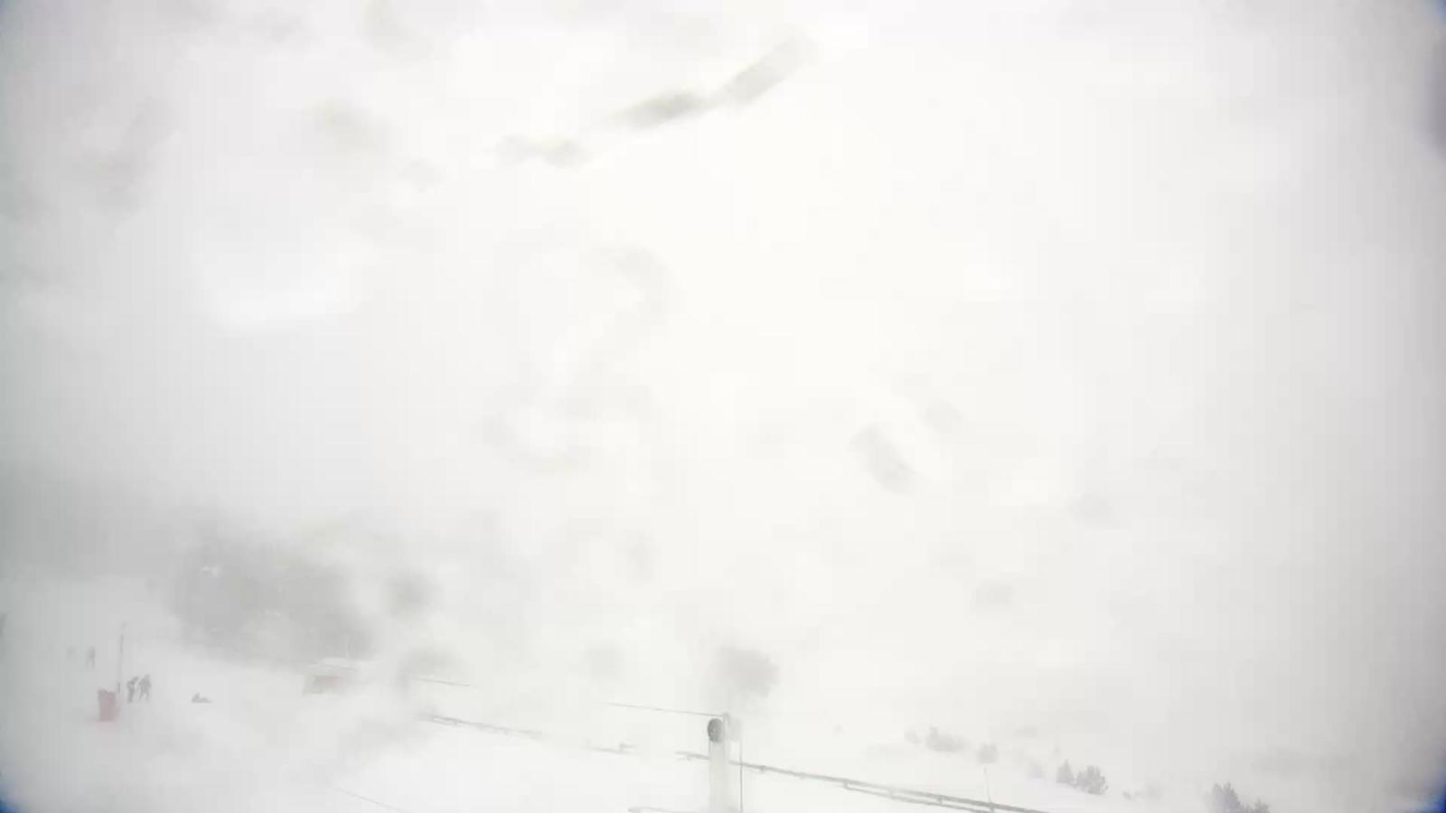 Webcam Ax 3 Domaines: Saquet 2000m