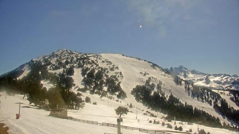 Webcam Ax 3 Domaines: Saquet 2000m