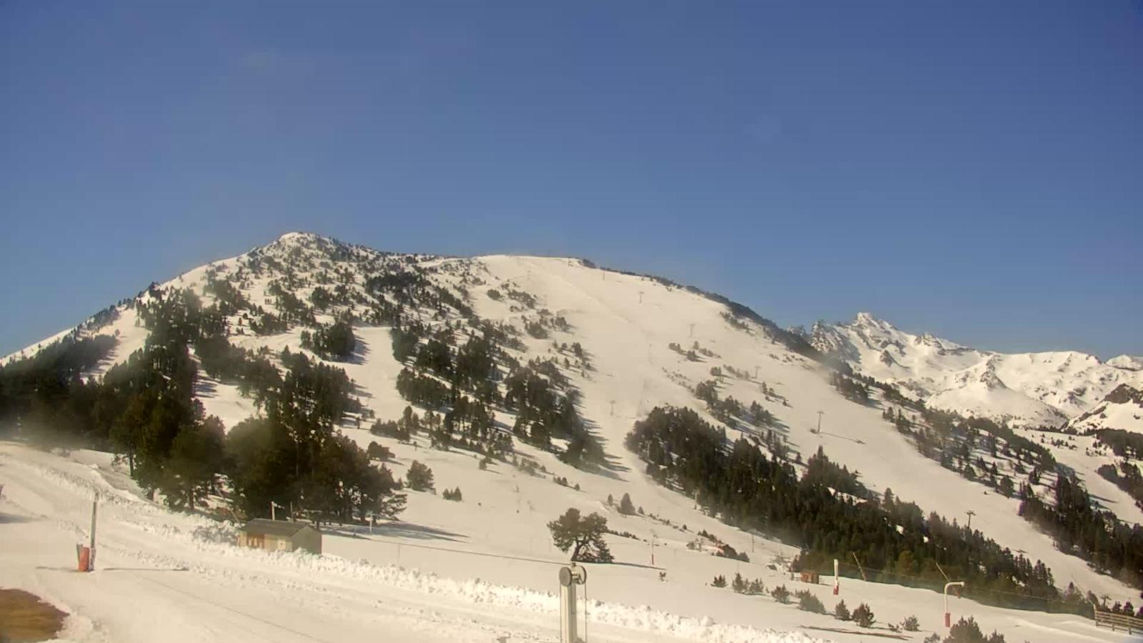 Webcam Ax 3 Domaines: Saquet 2000m