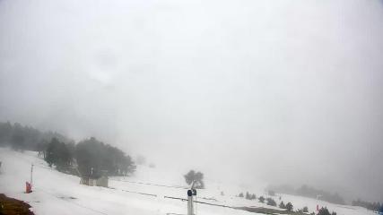 Ax 3 Domaines: Saquet 2000m (ax-ski.com)