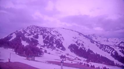 Ax 3 Domaines: Saquet 2000m (ax-ski.com)