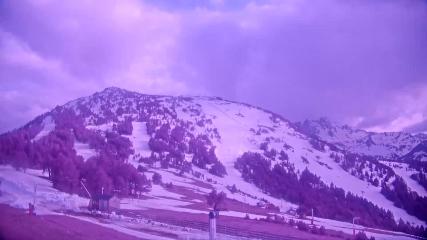 Ax 3 Domaines: Saquet 2000m (ax-ski.com)