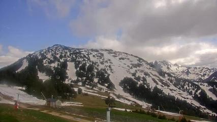 Ax 3 Domaines: Saquet 2000m (ax-ski.com)