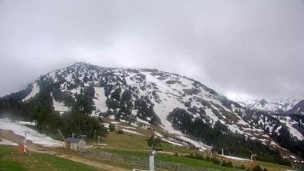 Ax 3 Domaines: Saquet 2000m (ax-ski.com)