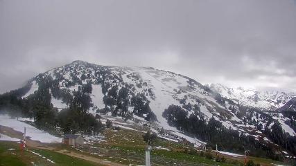 Ax 3 Domaines: Saquet 2000m (ax-ski.com)