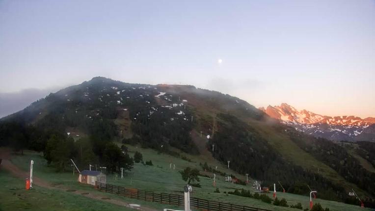 Webcam Ax 3 Domaines: Saquet 2000m